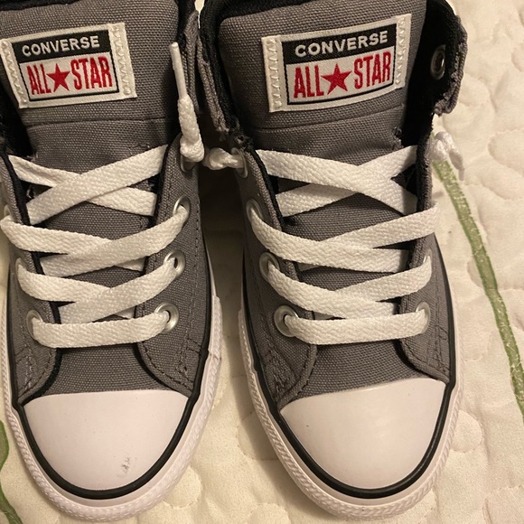 Converse shoes - Picture 3 of 7